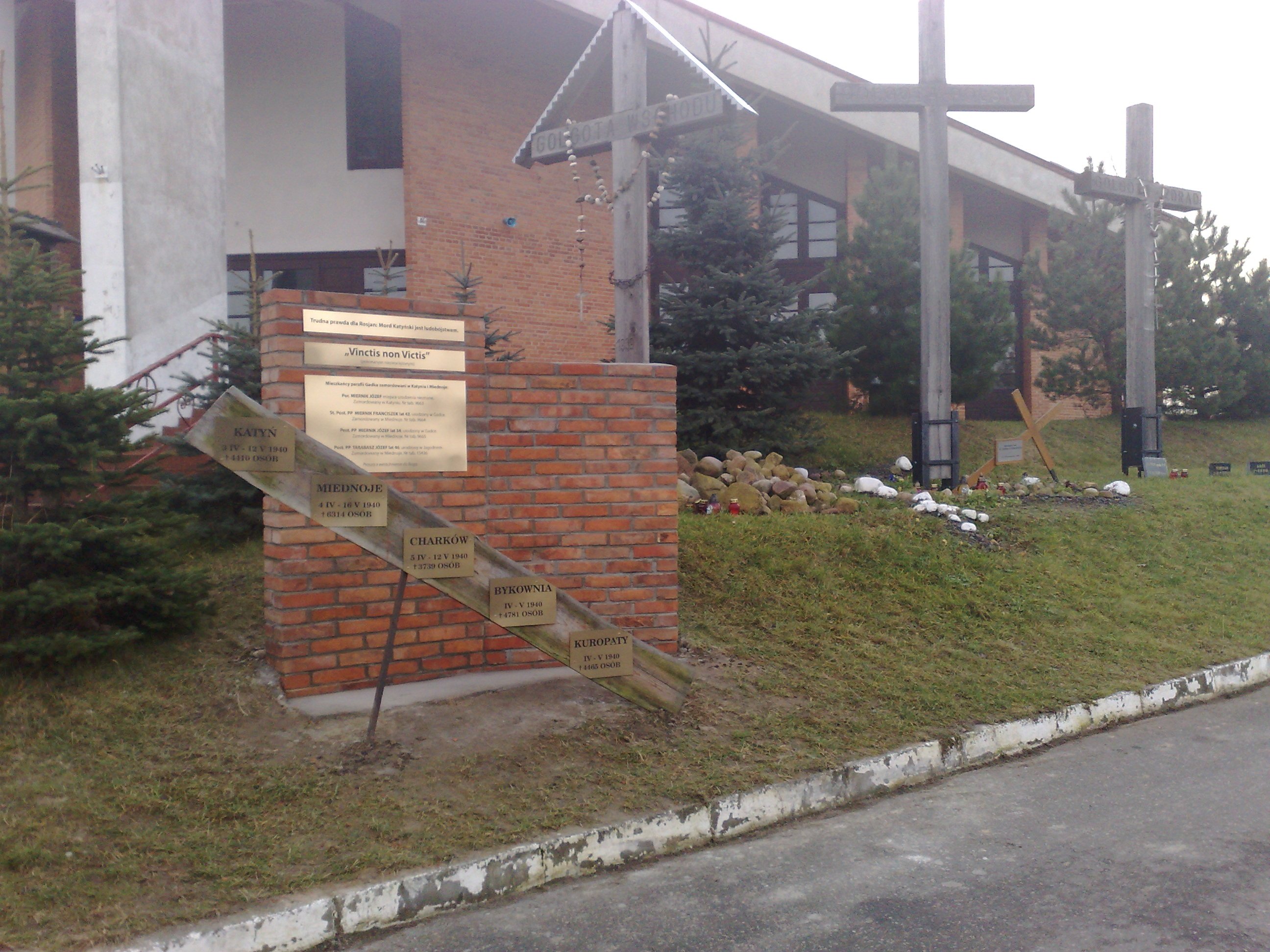 tablice katy�skie w Gadce